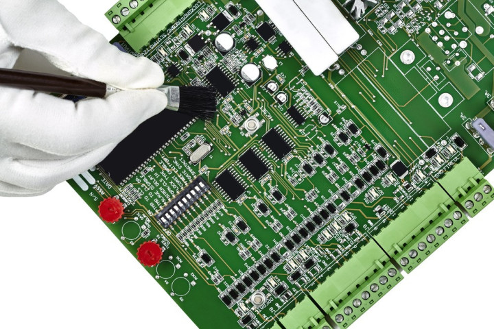 CLEANING PCB BOARD 